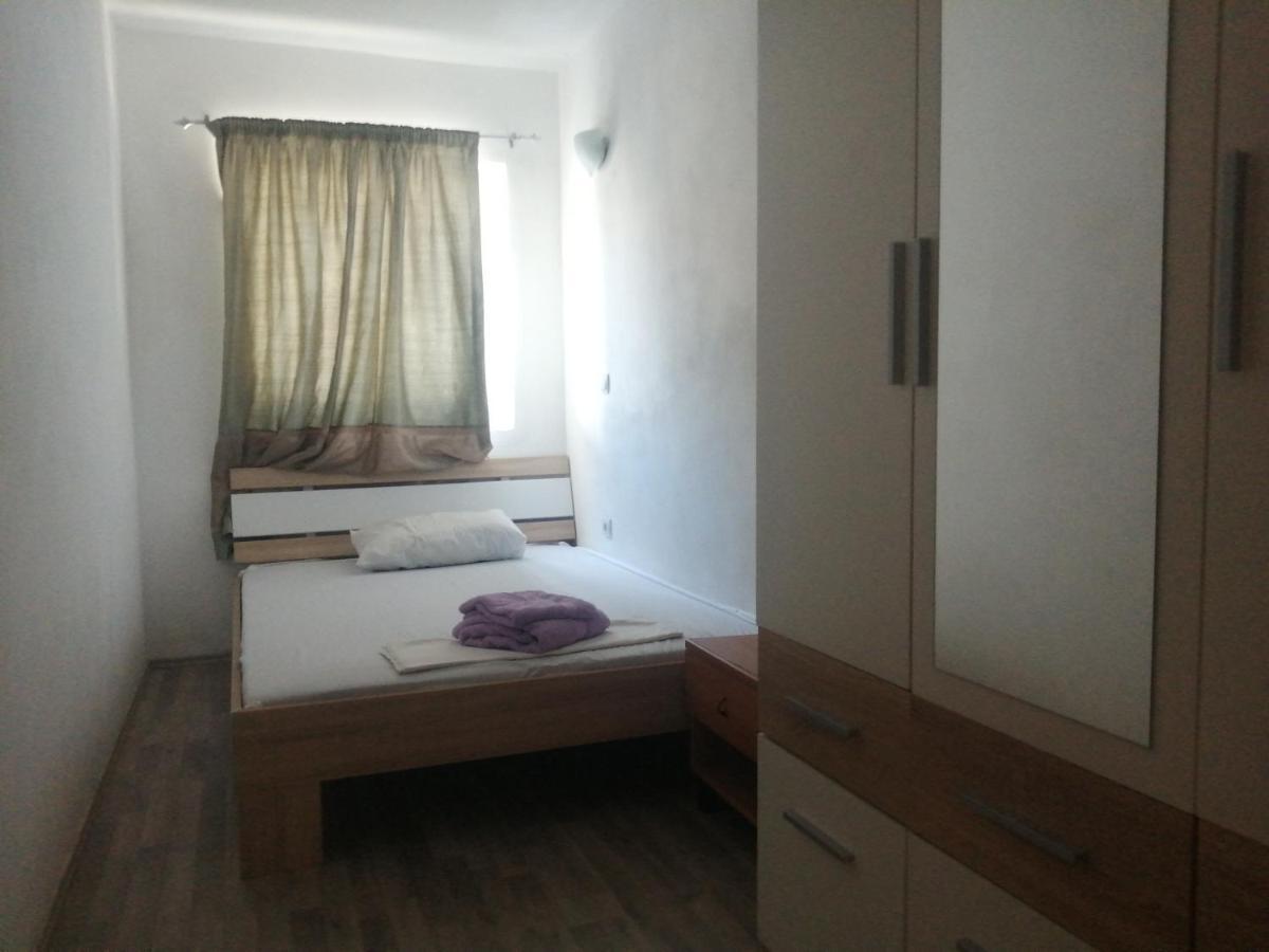 פרמנטורה Apartments And Rooms Camelia מראה חיצוני תמונה